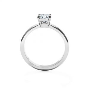 经典公主方形切割钻石订婚戒指 - 照片 1