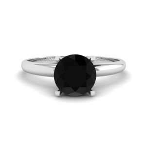 白金黑色钻石 V 形镶嵌戒指